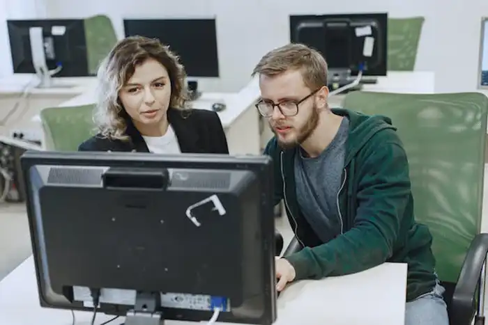 Free 4 Week Course covering Digital Skills